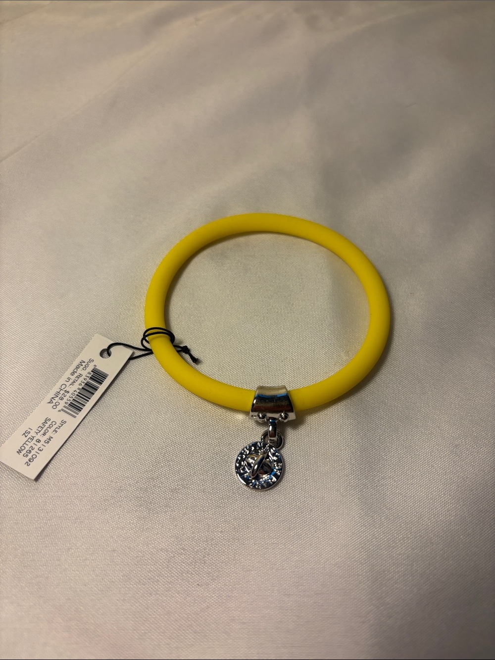 NWT Marc by Marc Jacobs 2011 Silicone Charm Bracelet Safety Yellow PRISTINE